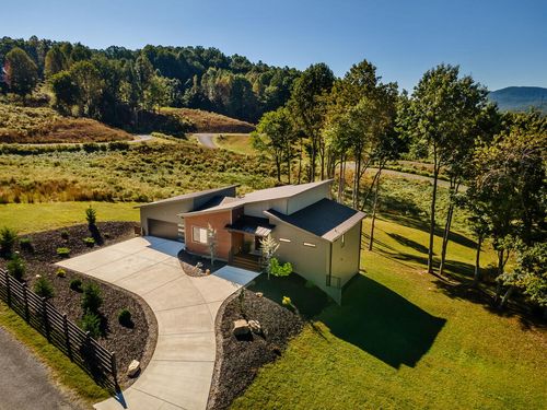 160 Big Valley Dr, Morganton, GA, 30560-3389 | Card Image