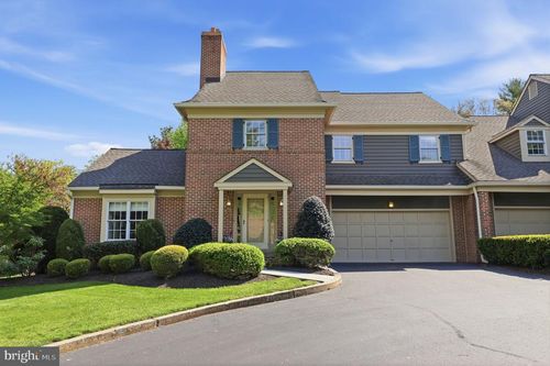 53 Woodard Ct, DOYLESTOWN, PA, 18901-2648 | Card Image