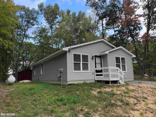 3948 Mary Anne Ln, Caseville, MI, 48725-9303 | Card Image