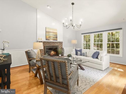 303 Riding Ridge Rd, ANNAPOLIS, MD, 21403-1653 | Card Image