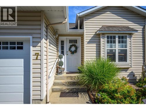 7-3485 Rosedale Ave, Armstrong, BC, V4Y2B3 | Card Image