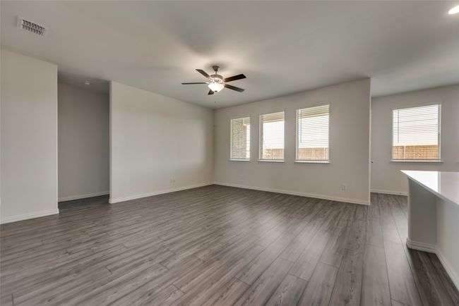 5904 Priory Dr, House other with 4 bedrooms, 2 bathrooms and null parking in Aubrey TX | Image 10