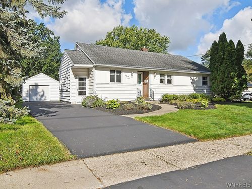 193 Aurora St, Lancaster, NY, 14086-2713 | Card Image