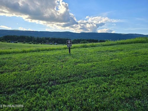 102 Pinnacle Point Lane, Dunlap, TN, 37327 | Card Image