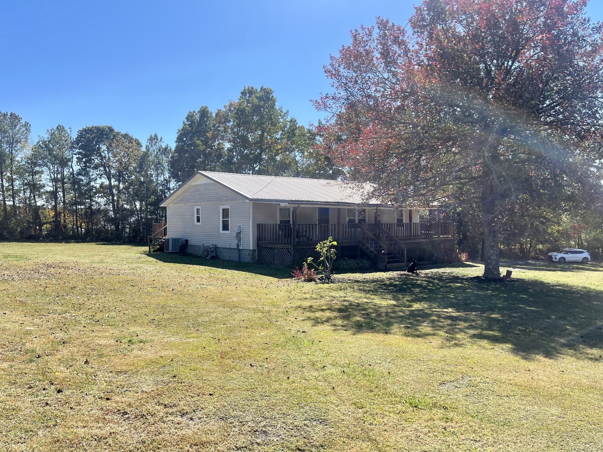 Corbin St, Summertown, TN 38483