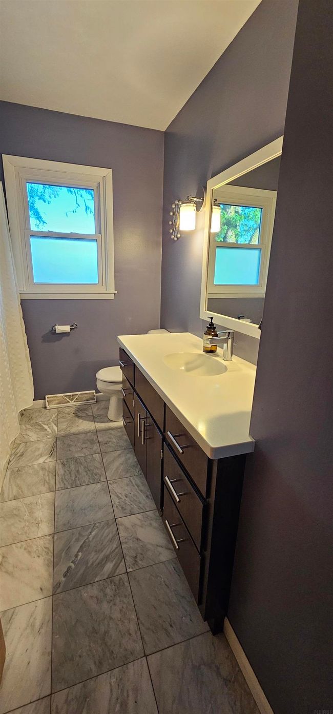 1011 Red Maple Ave, House other with 3 bedrooms, 2 bathrooms and null parking in Cresco IA | Image 10