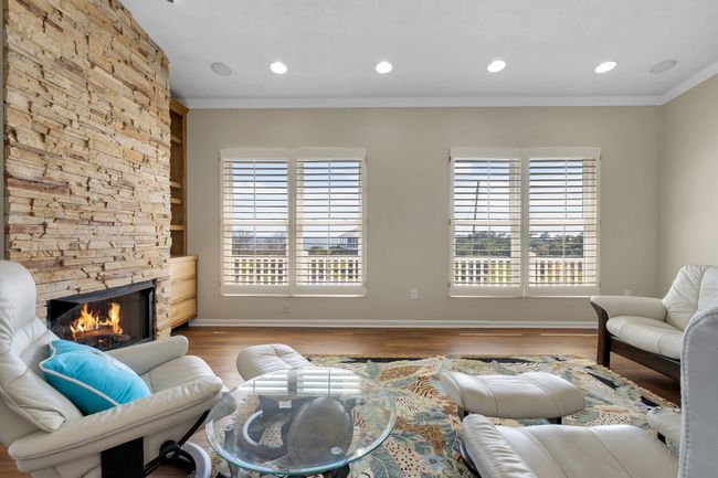 201 Se Harbor Point Dr, House other with 4 bedrooms, 5 bathrooms and null parking in Sewalls Point FL | Image 27