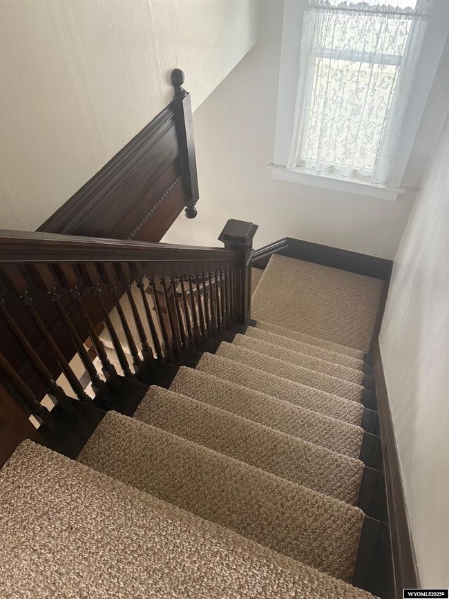 1317 W Walnut St, House other with 5 bedrooms, 1 bathrooms and null parking in Rawlins WY | Image 9