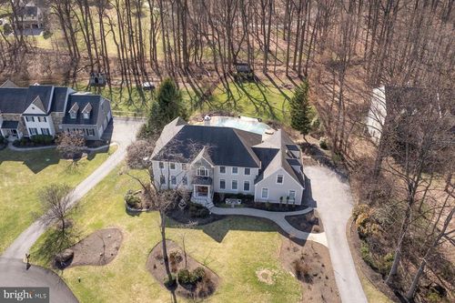 81 Barrington Ln, Chester Springs, PA, 19425-3404 | Card Image