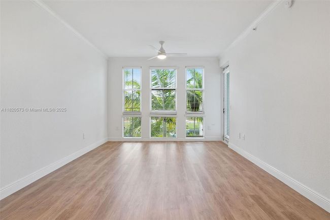 213 - 10170 Sw 7 Th St, Condo with 2 bedrooms, 2 bathrooms and null parking in Pembroke Pines FL | Image 7