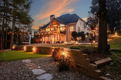 515 Hillcrest View Dr, Suwanee, GA, 30024-6499 | Card Image