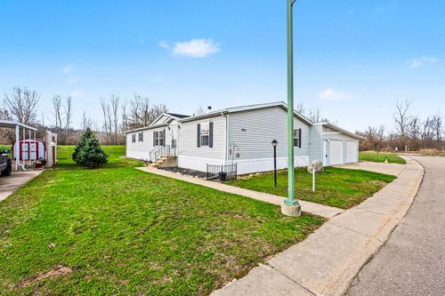 6911 Mandy Ln, Kalamazoo, MI, 49009-8314 | Card Image