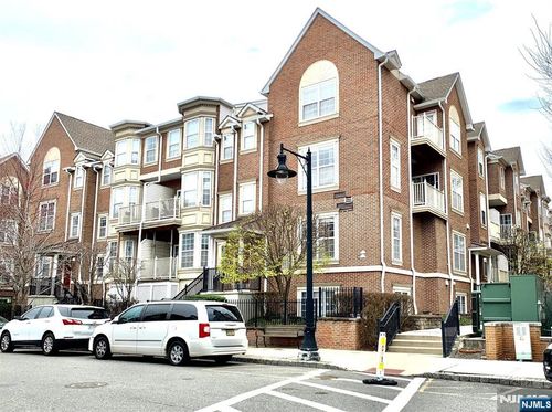 200 Dey St, Harrison, NJ, 07029-1884 | Card Image