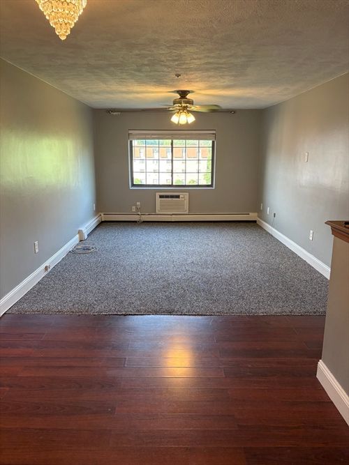 apt-140-135 Grove St, Rockland, MA, 02370-2358 | Card Image