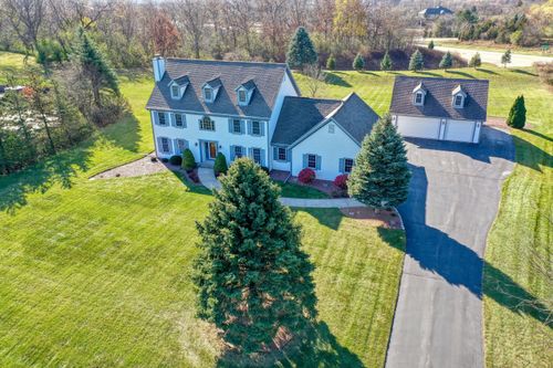 W284N4919 Roosevelts Quay, Pewaukee, WI, 53072-1778 | Card Image