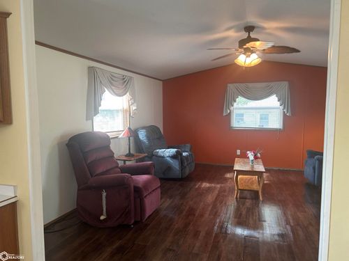 14224 Route V64, Douds, IA, 52551-8257 | Card Image