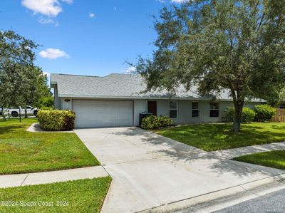 2052 Woodfield Circle, House other with 4 bedrooms, 2 bathrooms and null parking in West Melbourne FL | Image 2