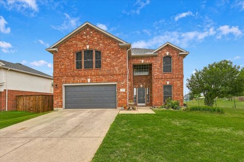 200 Ellicott Dr, Roanoke, TX, 76262-7217 | Card Image