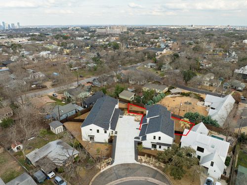 2b-1500 Sylvan Glade, Austin, TX, 78745-1845 | Card Image