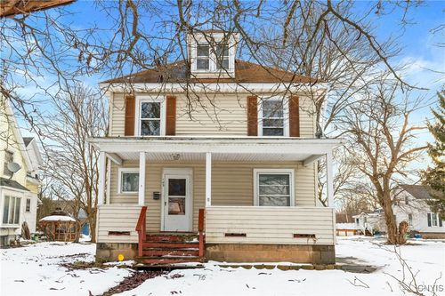 102 Mechanic St, Canastota, NY, 13032-1323 | Card Image