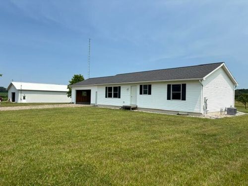 7741 Beebe Hwy, Tipton, MI, 49287-9776 | Card Image