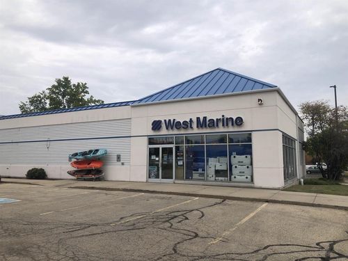 2455 W Broadway, MONONA, WI, 53713-1642 | Card Image