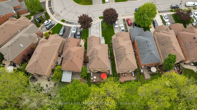 383 Hewitt Cir, House other with 3 bedrooms, 3 bathrooms and 4 parking in Newmarket ON | Image 40