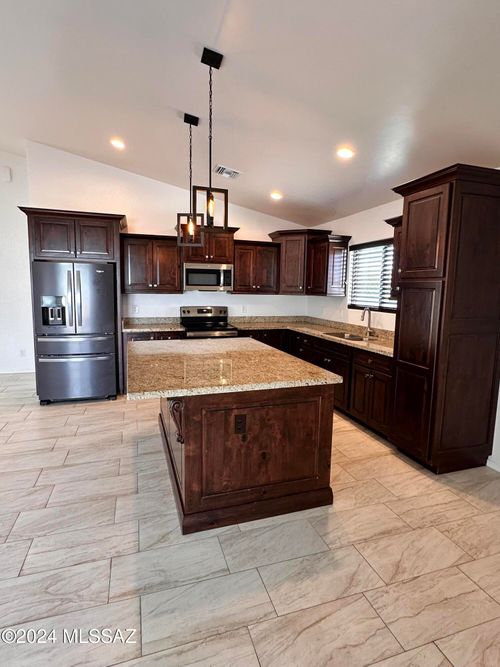1065 Brazo Ct, Rio Rico, AZ, 85648-2524 | Card Image