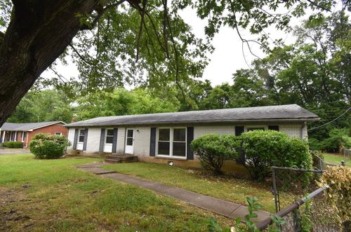 2602 Burch Rd, Clarksville, TN, 37042-5710 | Card Image