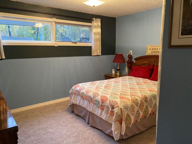 5126 49 Th Ave, House other with 4 bedrooms, 2 bathrooms and 6 parking in Wanham AB | Image 20