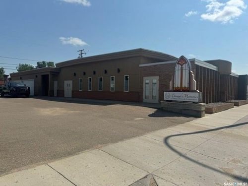 1332-1342 100 Th St, Home with 0 bedrooms, 0 bathrooms and 15 parking in North Battleford SK | Card Image