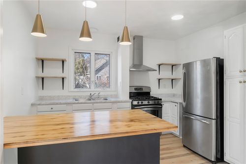 1-19 Vale St, Providence, RI, 02908-3620 | Card Image