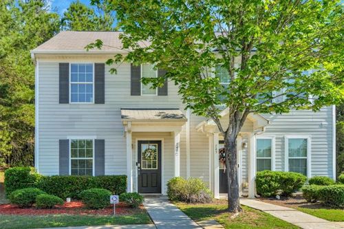 749 Outlook Way, Atlanta, GA, 30349-3984 | Card Image
