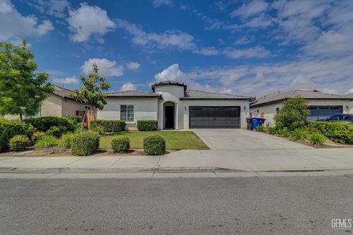 8400 Jennie Anne Ct, Bakersfield, CA, 93313 | Card Image