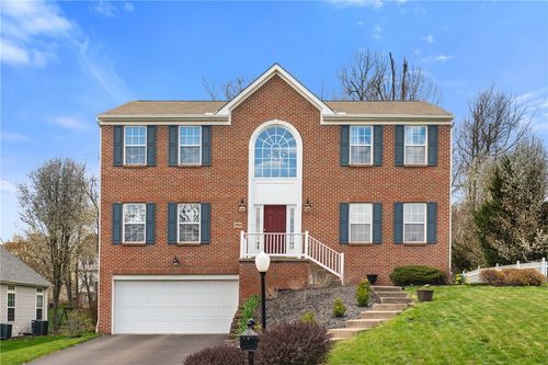 1743 Holmes Dr, Sewickley, PA, 15143-8583 | Card Image