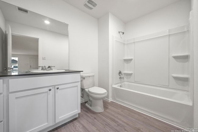 12927 Deep Eddy, House other with 4 bedrooms, 2 bathrooms and null parking in St Hedwig TX | Image 11