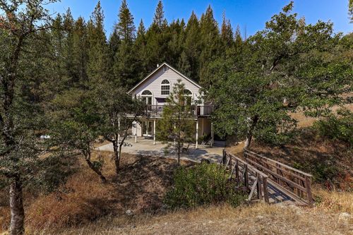 12876 E Fork Road, French Gulch, CA, 96033 | Card Image