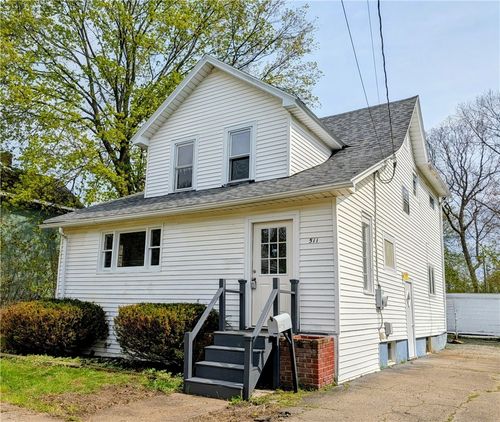 511 Logan St, Elmira, NY, 14901-1932 | Card Image