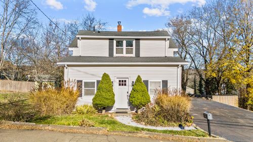 4 Bellview Rd, Branford, CT, 06405-3404 | Card Image