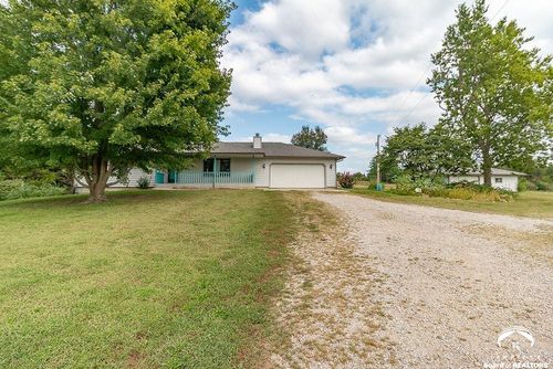 5700 Ne Indian Creek Rd, Topeka, KS, 66617-1637 | Card Image