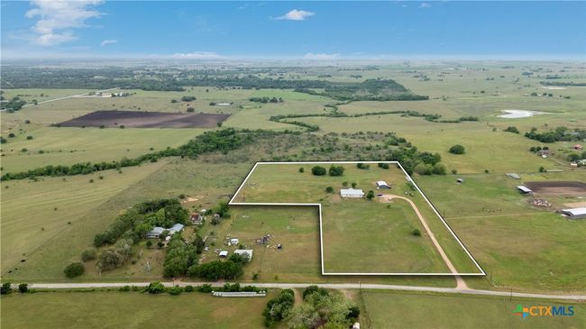 00 Dagg Rd, Home with 1 bedrooms, 2 bathrooms and null parking in Yoakum TX | Image 22