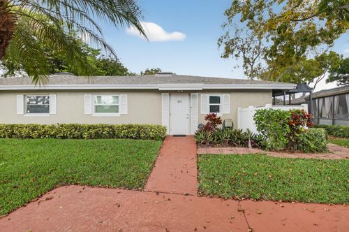 8977 Echo Ln, Boca Raton, FL, 33496-5015 | Card Image