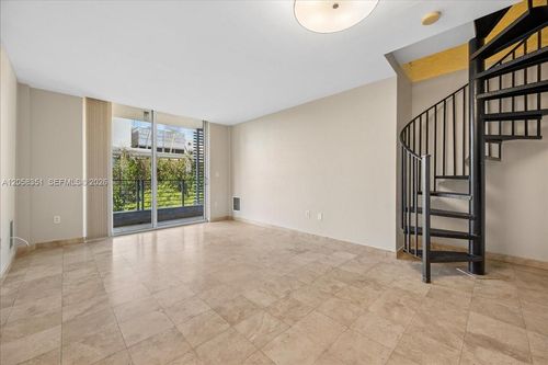 ph3-3339 Virginia St, Miami, FL, 33133-6036 | Card Image