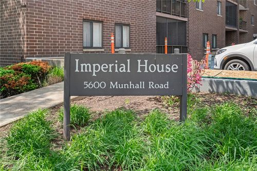 606-5600 Munhall Rd, Squirrel Hill, PA, 15217-2047 | Card Image