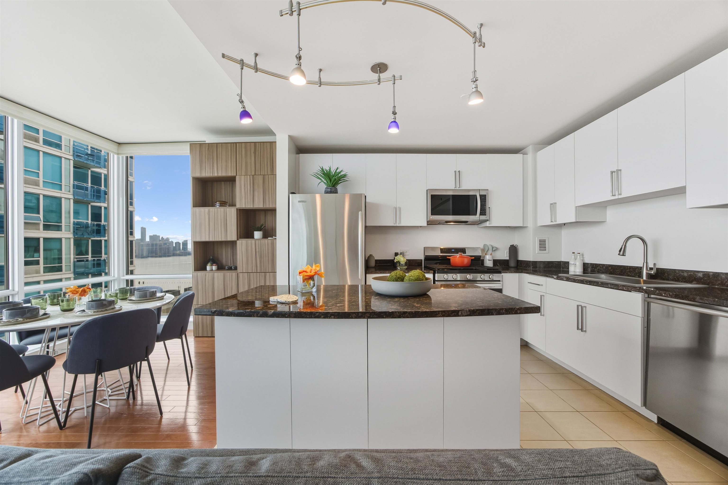 Residential in JC, Downtown 3