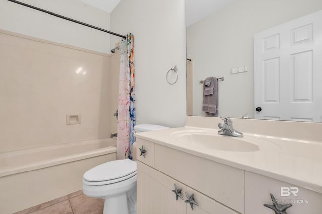 Guest Bathroom | Image 35