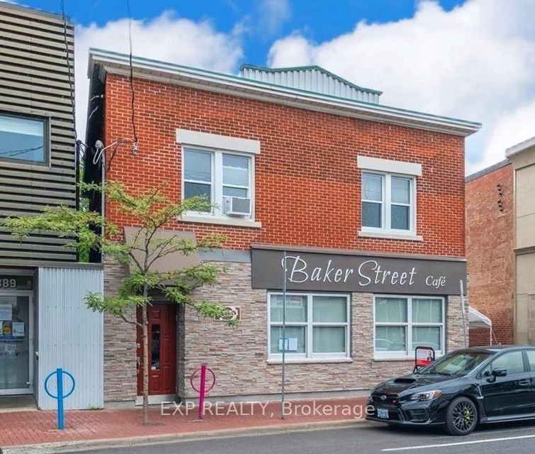 Residential Lease in Carlingwood - Westboro and Area 2