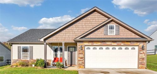 212 Bertha Burns Rd, INMAN, SC, 29349-8860 | Card Image