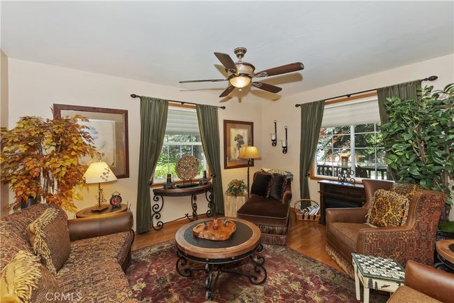 375 Meadow Cir N, House other with 4 bedrooms, 3 bathrooms and 2 parking in Big Bear Lake CA | Image 8