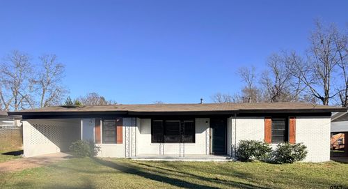 204 Mount Sylvan St, Lindale, TX, 75771-6222 | Card Image